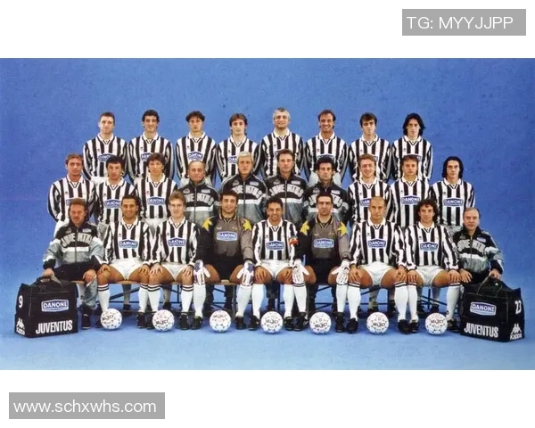 足球明星携手祝福尤文图斯新春快乐共迎辉煌赛季